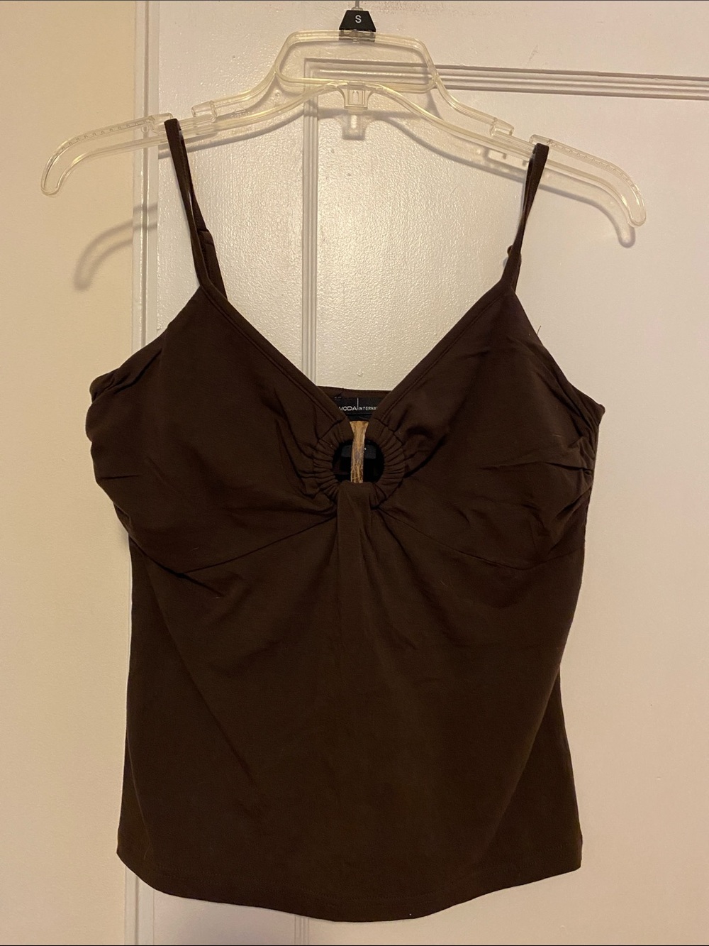🎀 5/$20 🎀 Moda International brown spaghetti strap tank top with built in bra M